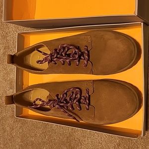 Crown vintage, teddy Brown cow suede, 8.5M